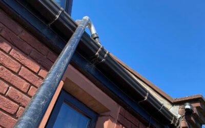 Gutter Clearing: Why It’s Important and When to Do It