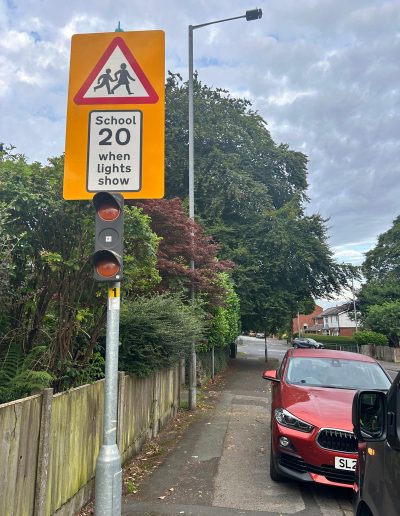 road sign cleaning